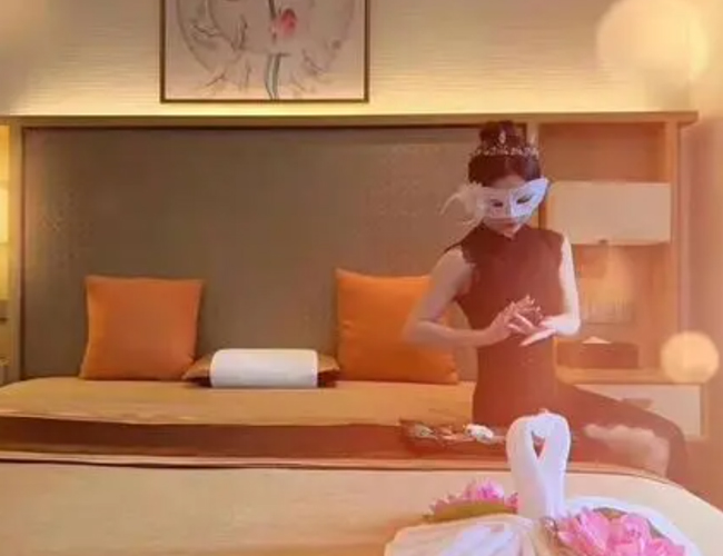 我在深圳龙华体验了下高端男士按摩spa会馆，私人会所花样超多